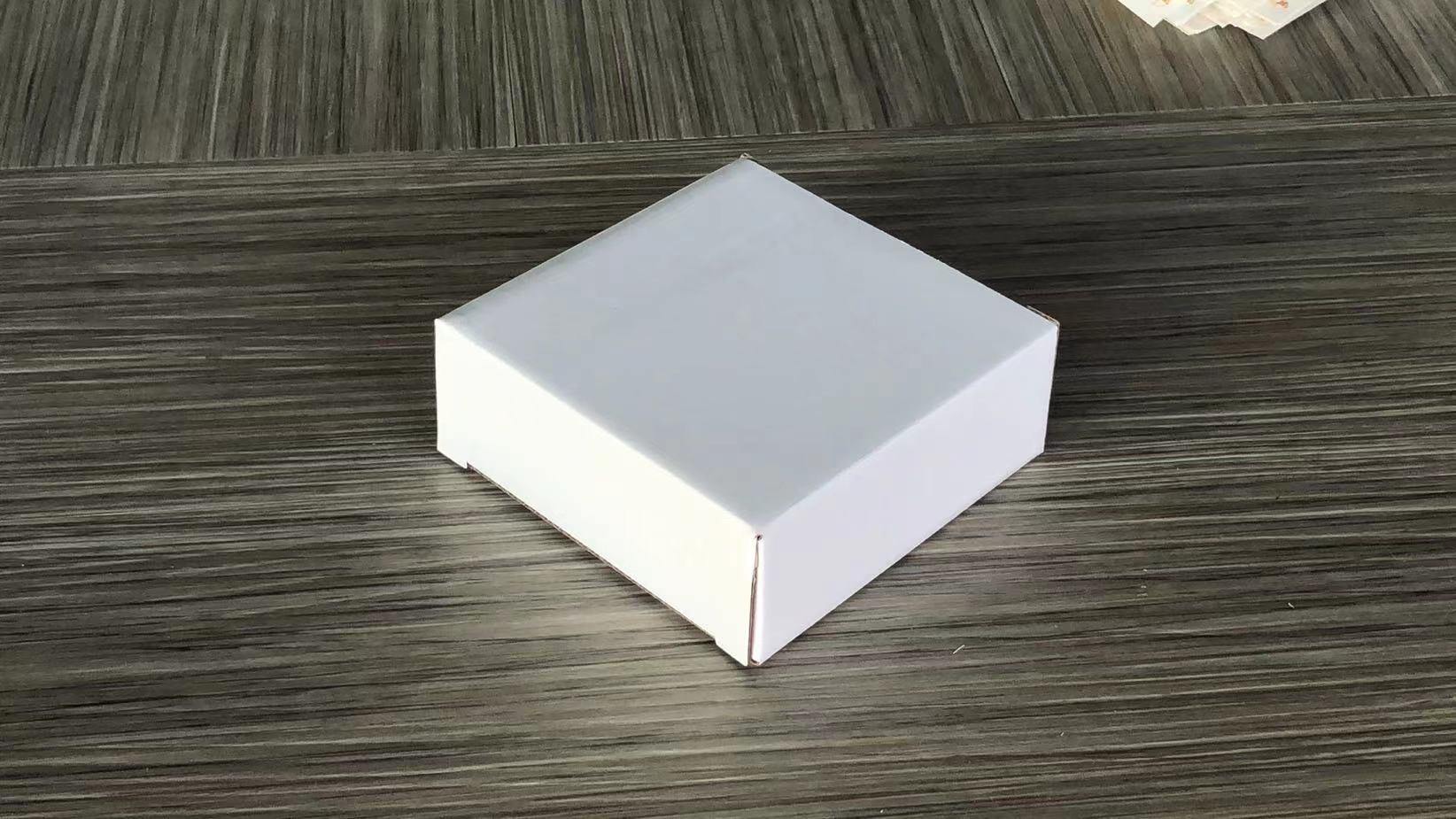 white box.jpg